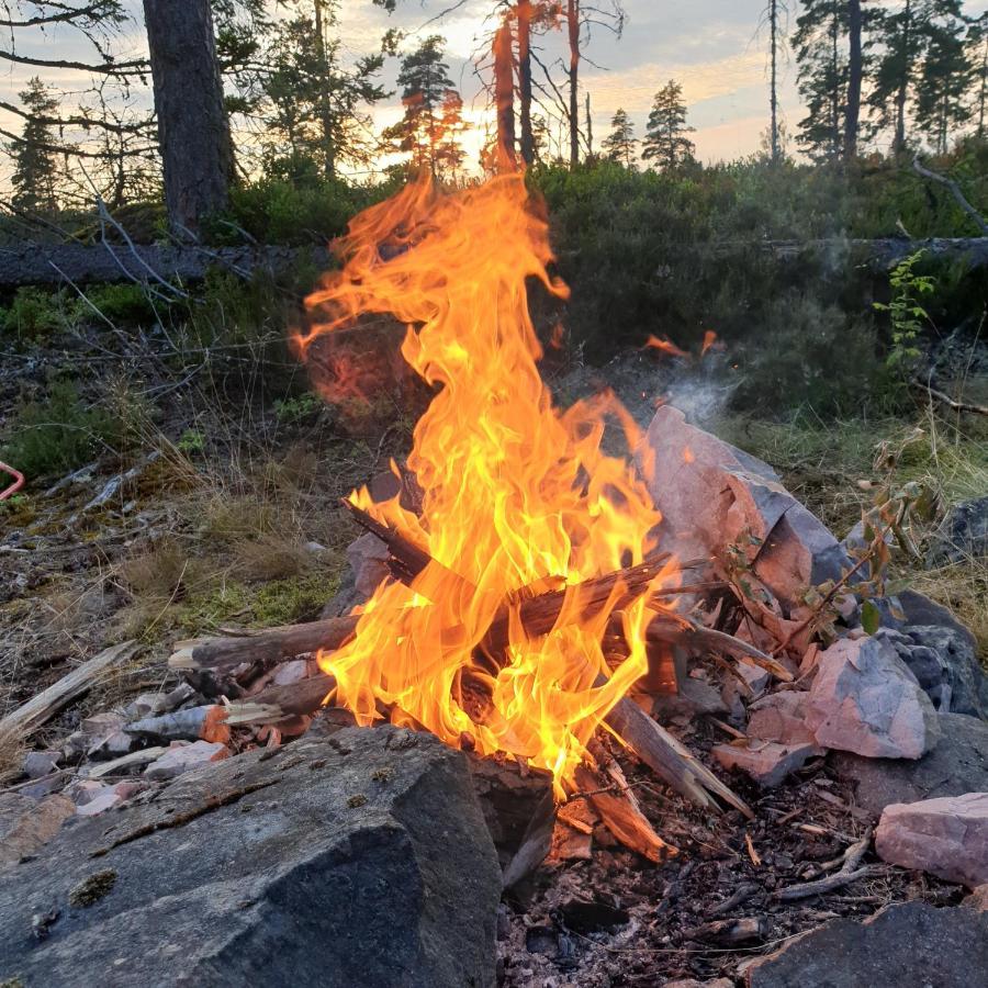 Cabin Near Lake And Beautiful Nature Reserve. Bodafors Exterior photo