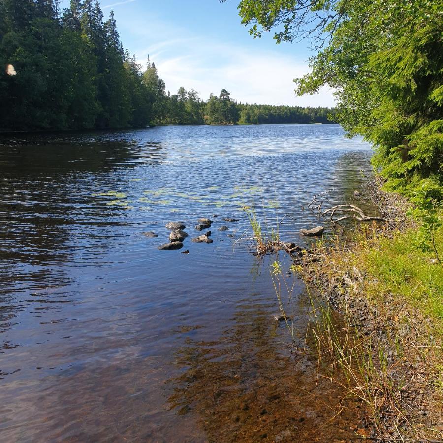 Cabin Near Lake And Beautiful Nature Reserve. Bodafors Exterior photo